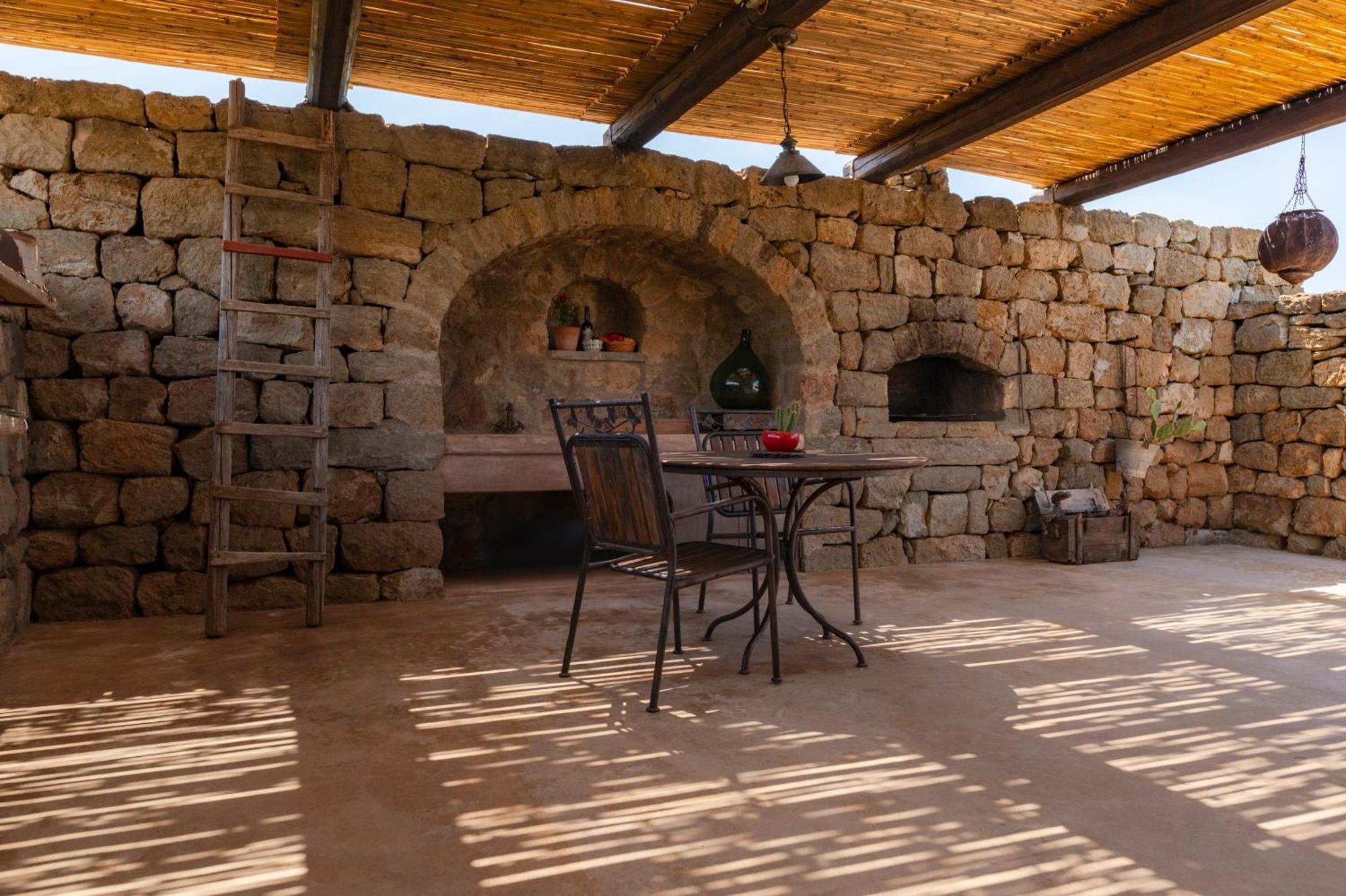Vila Kuddia Attalora Scauri  Exteriér fotografie
